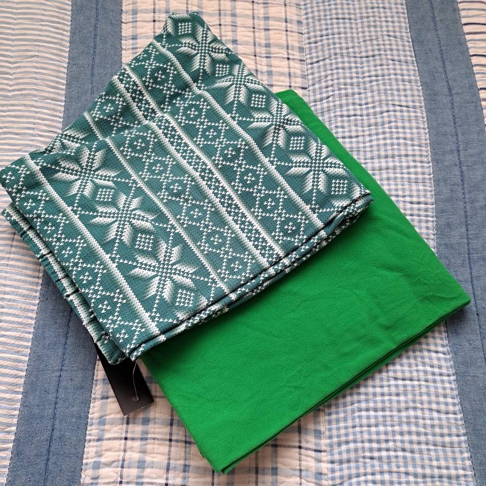 Two pair green leggings SweetLegs and Leggings Depot, size plus